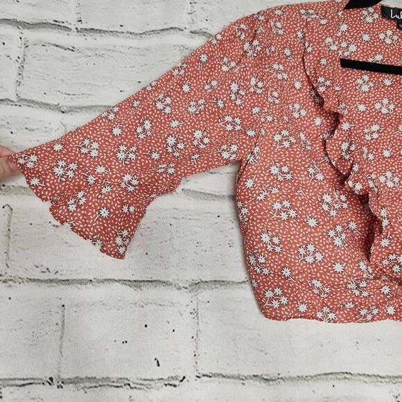Lulus Short Sleeve Cropped Tie Front Carnation Crush Floral Top Womens Small - Picture 6 of 12